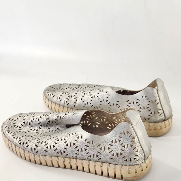 Ilse Jacobsen Tulip Perforated Metallic Slip On Comfort Shoes Size EU38 Silver - Picture 4 of 8